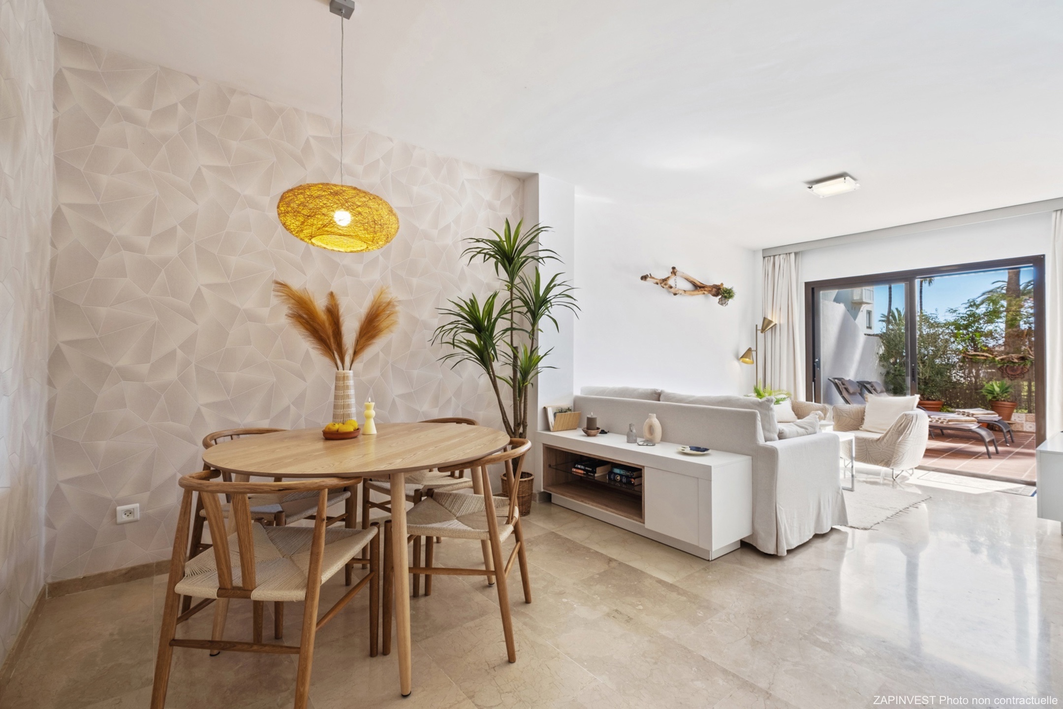 Rez-de-chaussée en bord de mer à La Duquesa, province Malaga, Espagne