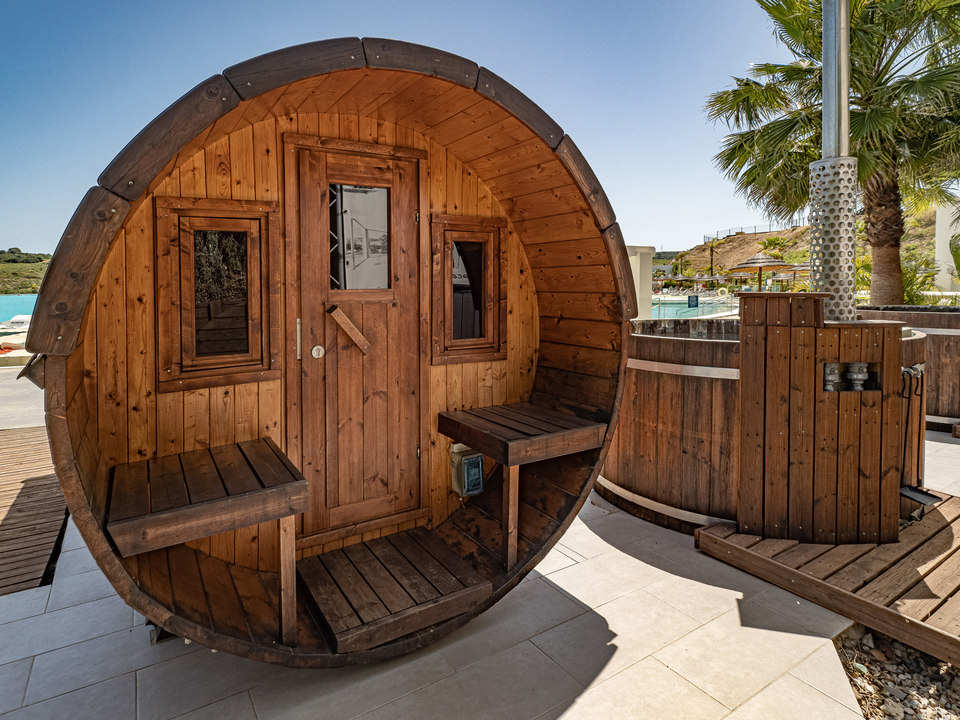 Rez-de-chaussée contemporain avec jardin et vues nature, à deux pas du Crystal Lagoon à Casares Costa, Espagne