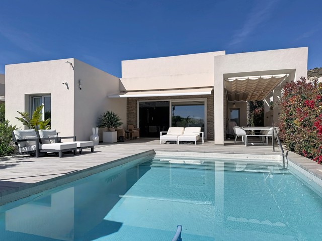 Luxueuse villa à la Finca Golf avec piscine privée.